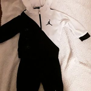 Baby Jordan Set